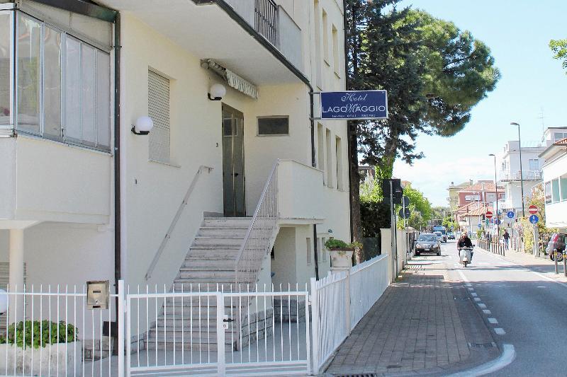 Hotel Lagomaggio Rímini Exterior foto